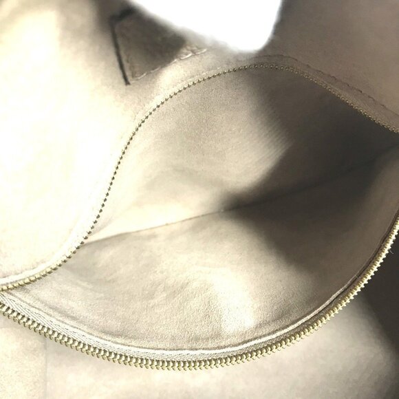 LOUIS VUITTON Beige Monogram Bag - Picture 14 of 16